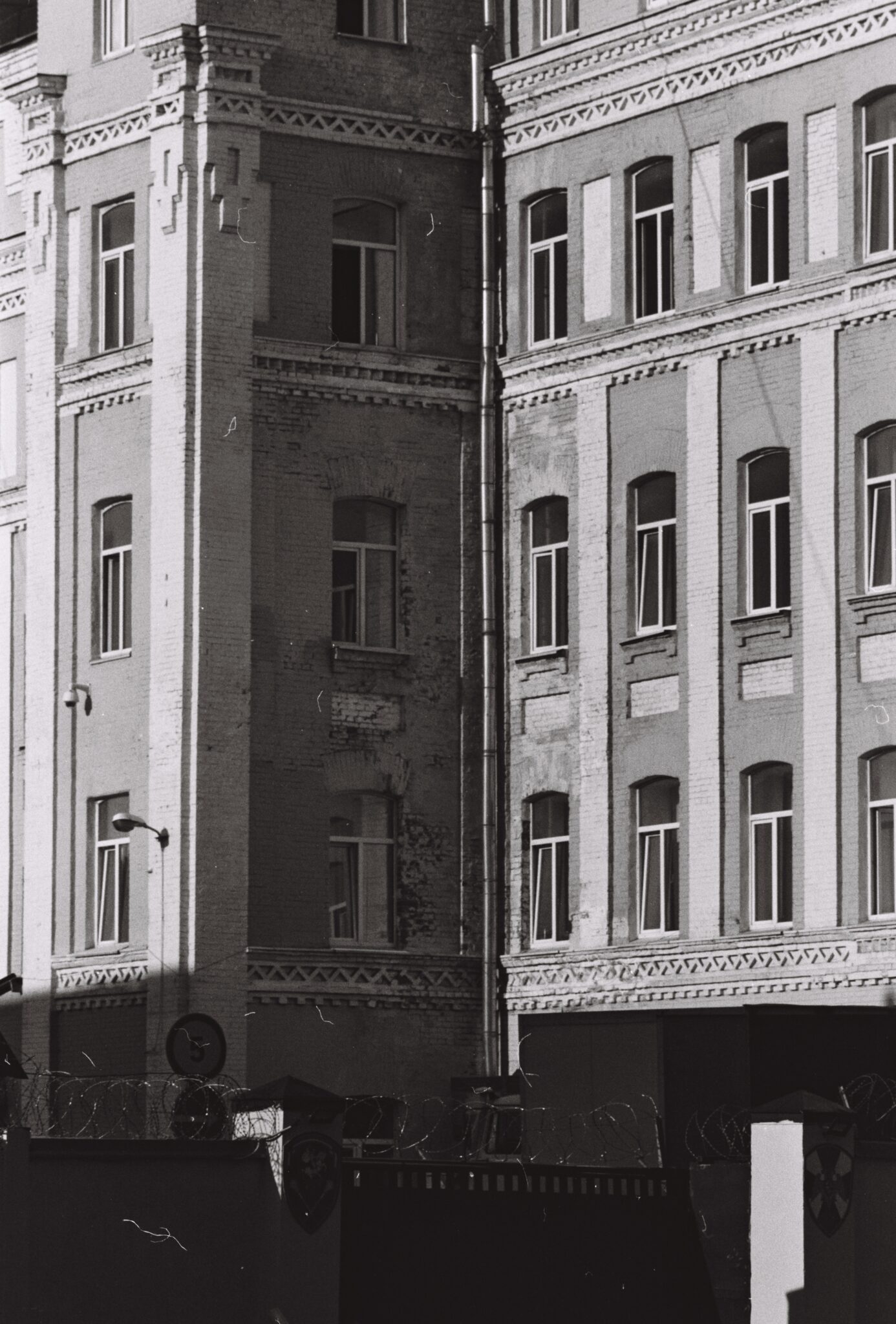 #16 Изопан 100